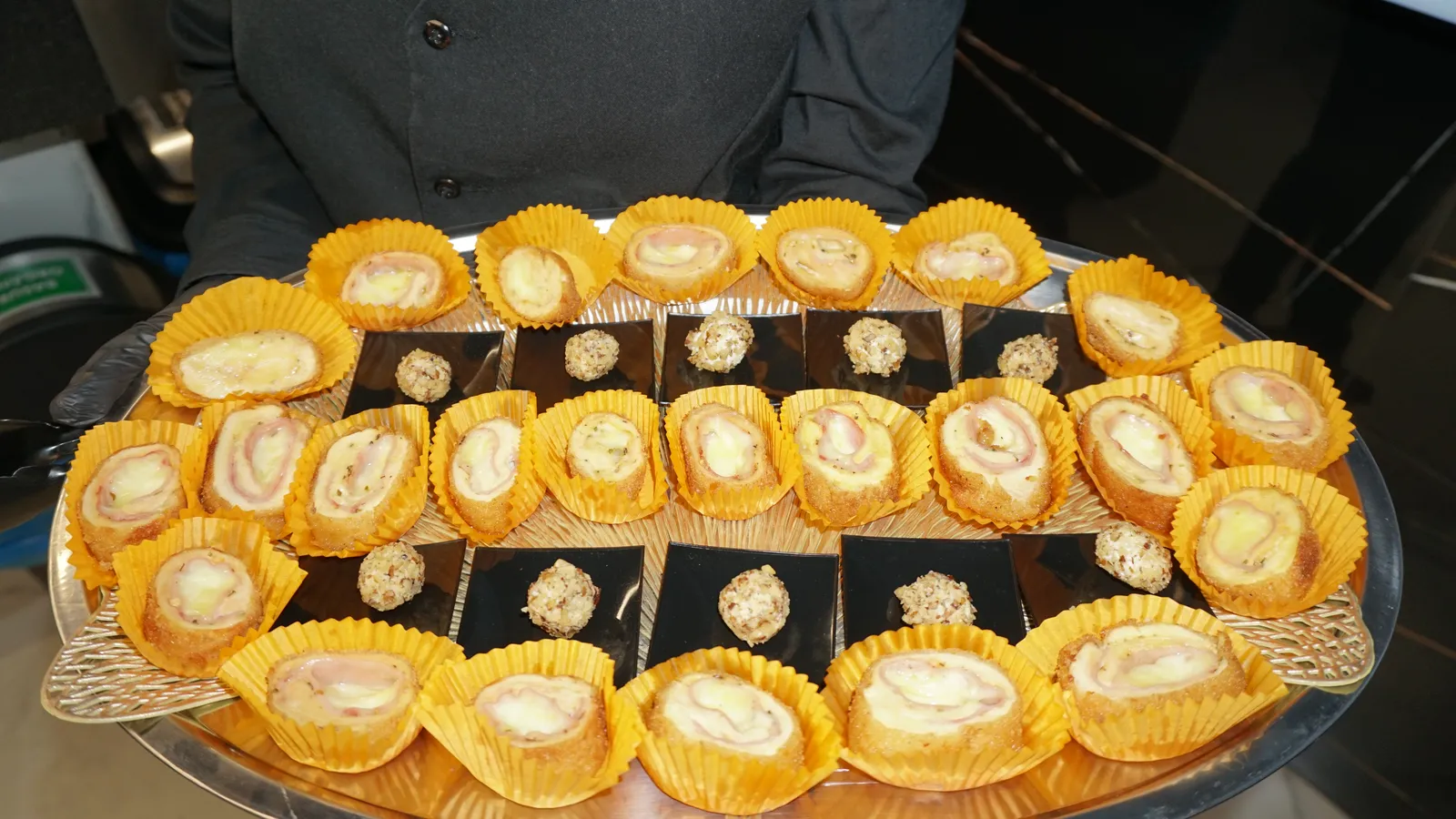 Charola de canapés · gastronomía de EVNTS